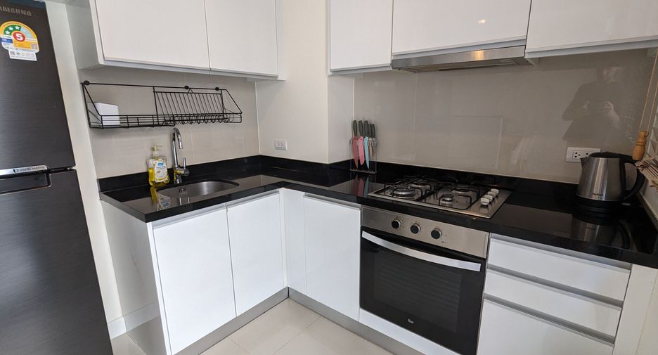 For sale 3 bed townhouse in Thalang, Phuket