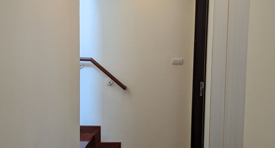 For sale 3 bed townhouse in Thalang, Phuket