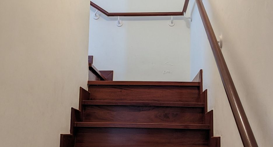 For sale 3 bed townhouse in Thalang, Phuket