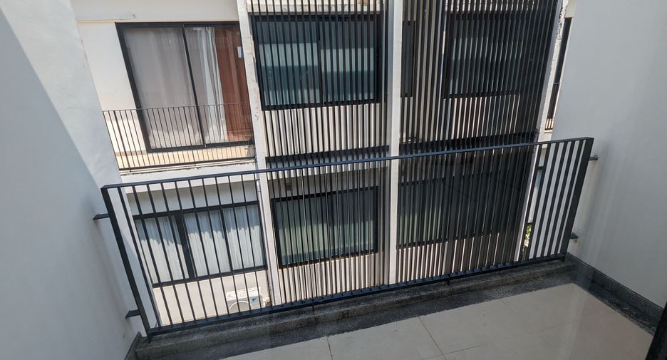 For sale 3 bed townhouse in Thalang, Phuket