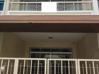 For rent 4 bed office in Mueang Phuket, Phuket