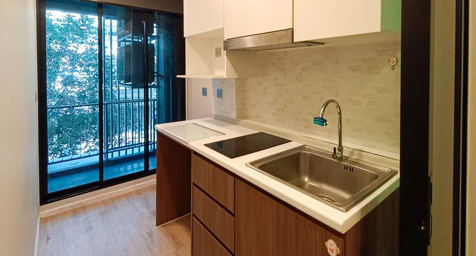 For sale 1 Beds condo in Lat Phrao, Bangkok