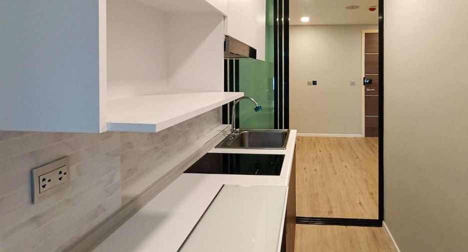 For sale 1 Beds condo in Lat Phrao, Bangkok