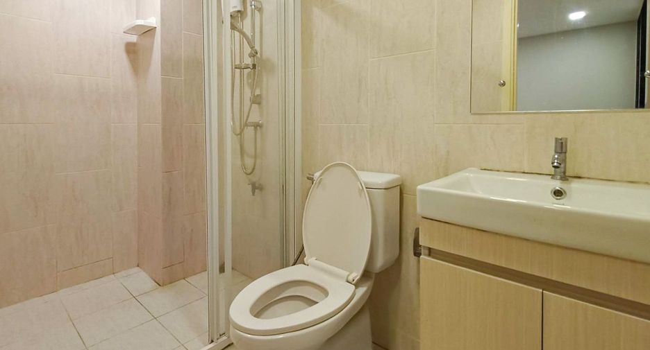 For sale 1 Beds condo in Lat Phrao, Bangkok