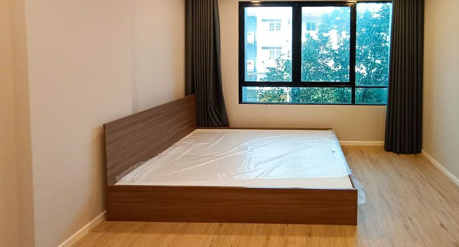 For sale 1 Beds condo in Lat Phrao, Bangkok