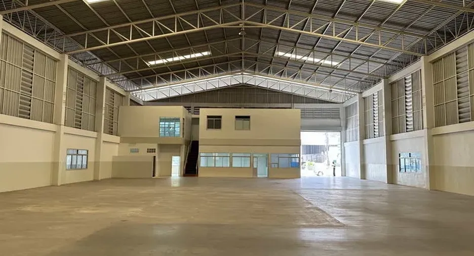 出租 仓库 在 Mueang Samut Prakan, Samut Prakan