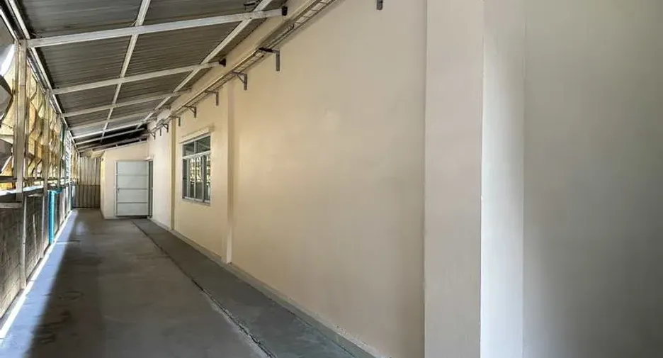 出租 仓库 在 Mueang Samut Prakan, Samut Prakan