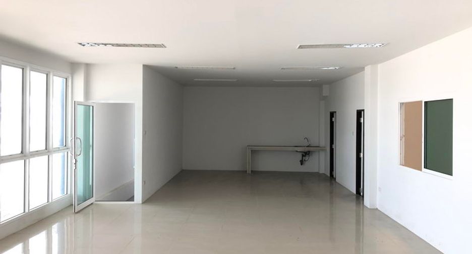 For rent and for sale warehouse in Bang Sao Thong, Samut Prakan