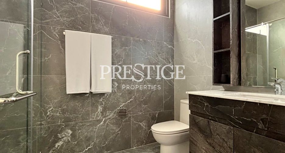 Casa en venta de 4 habitaciones en Bang Lamung, Chonburi