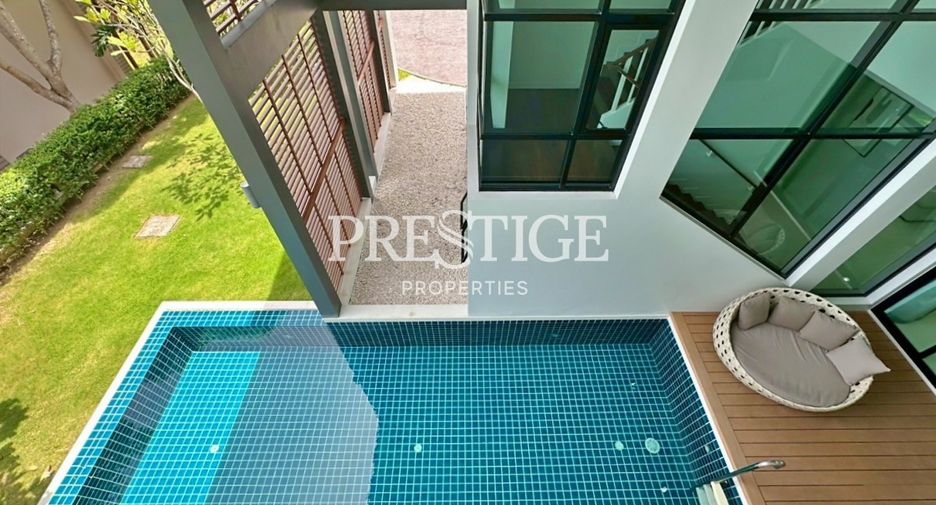 For sale 4 bedrooms house in Sattahip, Chonburi