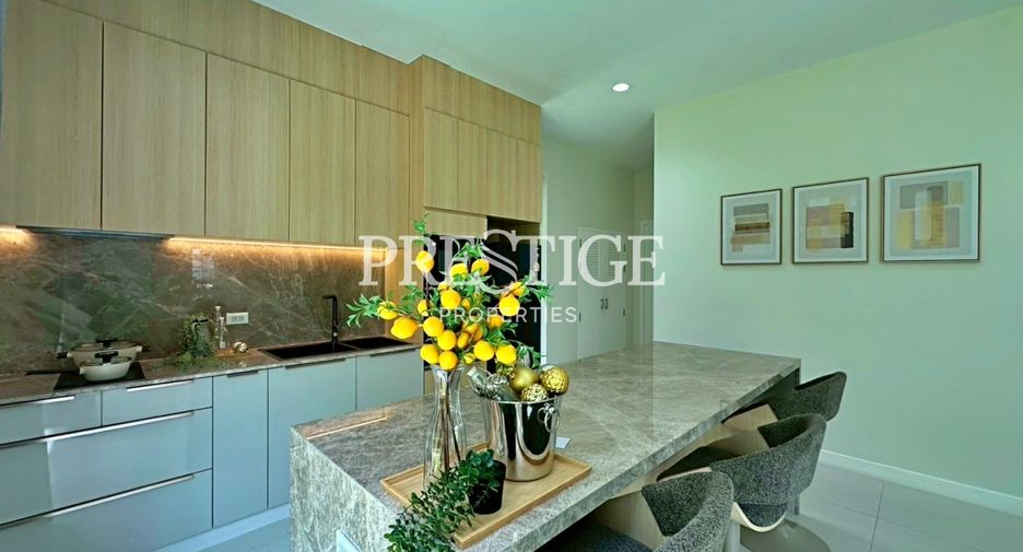 For sale 4 bedrooms house in Sattahip, Chonburi