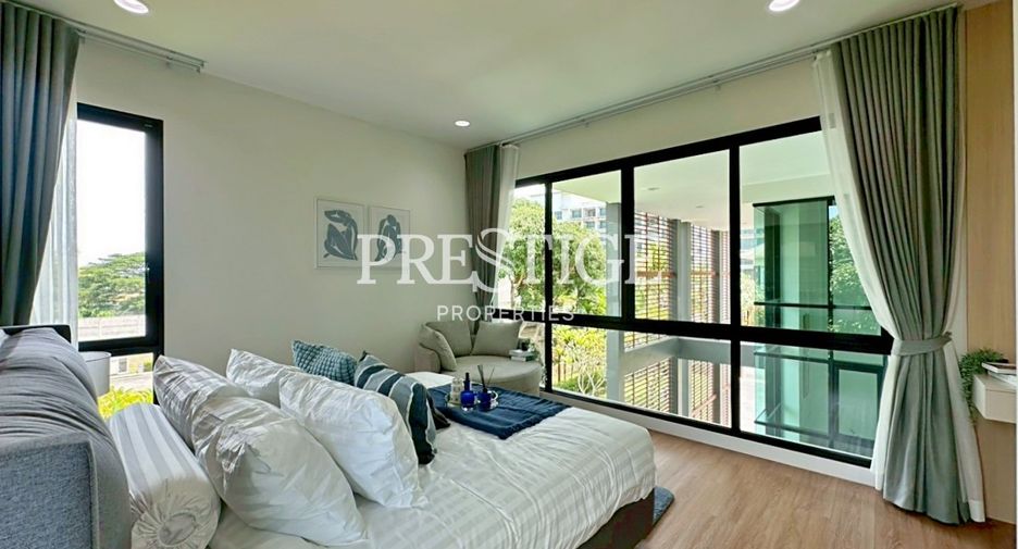 For sale 4 bedrooms house in Sattahip, Chonburi
