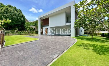 Casa en venta de 4 habitaciones en Sattahip, Chonburi