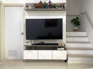 For sale 4 Beds townhouse in Lam Luk Ka, Pathum Thani