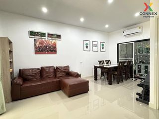 For sale 4 Beds townhouse in Lam Luk Ka, Pathum Thani