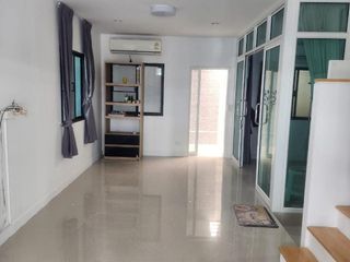 For sale 4 bed townhouse in Rat Burana, Bangkok