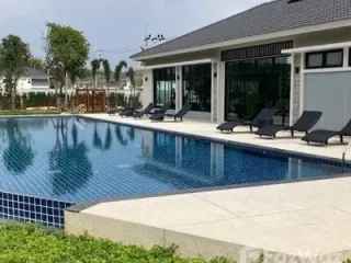 For rent 3 bed townhouse in Thalang, Phuket