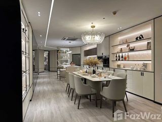 For sale 3 bed condo in Dusit, Bangkok