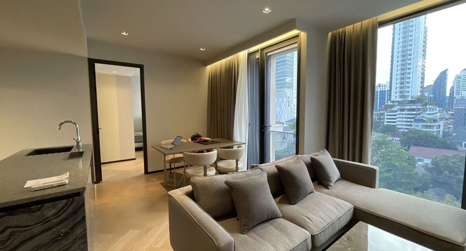 For sale 2 bed condo in Watthana, Bangkok