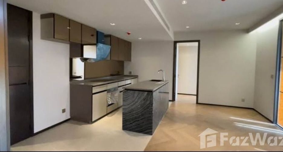 For sale 2 bed condo in Watthana, Bangkok