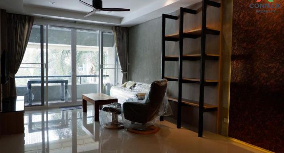 For sale 3 Beds condo in Khlong Toei, Bangkok