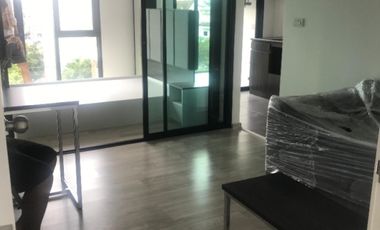 For sale 1 bed condo in Huai Khwang, Bangkok