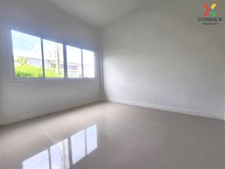 For sale 2 bed townhouse in Ban Bueng, Chonburi