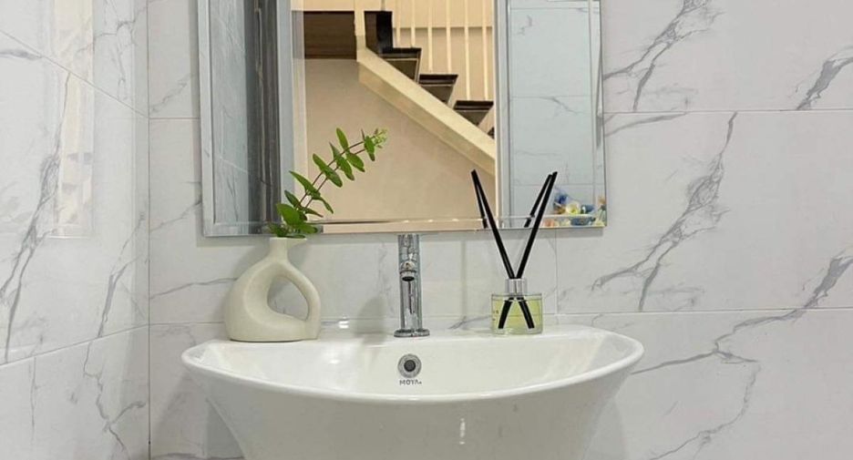 For sale 4 Beds townhouse in Mueang Nonthaburi, Nonthaburi