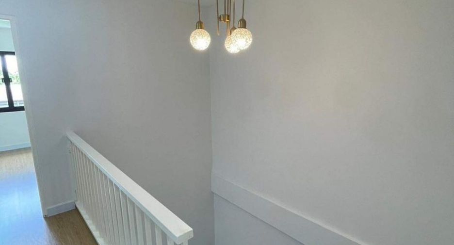 For sale 4 Beds townhouse in Mueang Nonthaburi, Nonthaburi