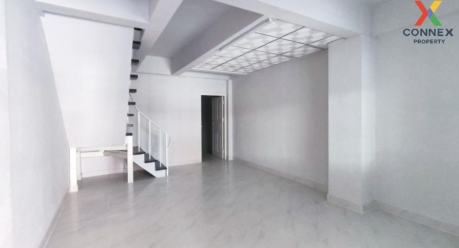 For sale 2 Beds townhouse in Mueang Nonthaburi, Nonthaburi