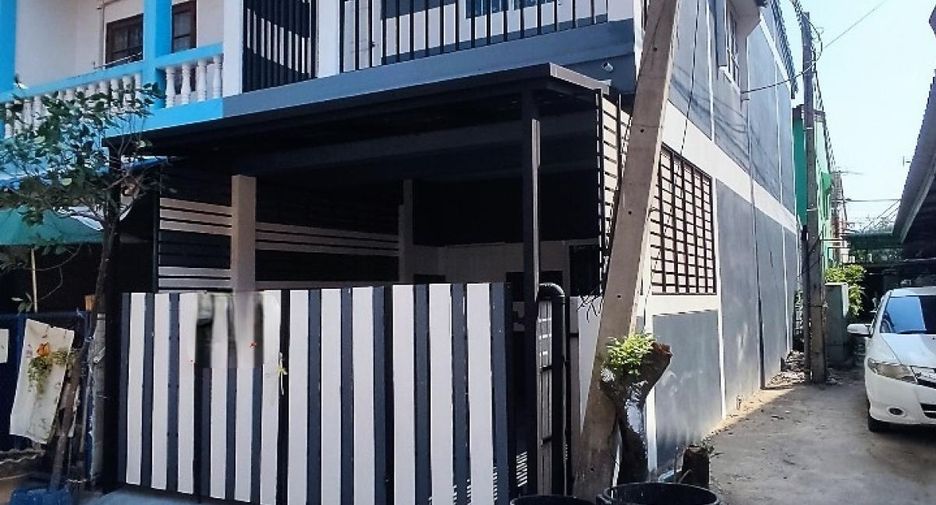 For sale 2 Beds townhouse in Mueang Nonthaburi, Nonthaburi