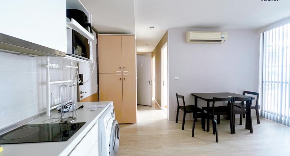 For sale 2 bed condo in Phaya Thai, Bangkok