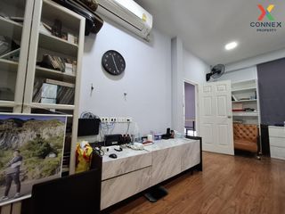 For sale 3 Beds house in Huai Khwang, Bangkok