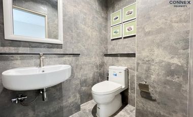For sale 3 Beds townhouse in Mueang Nonthaburi, Nonthaburi
