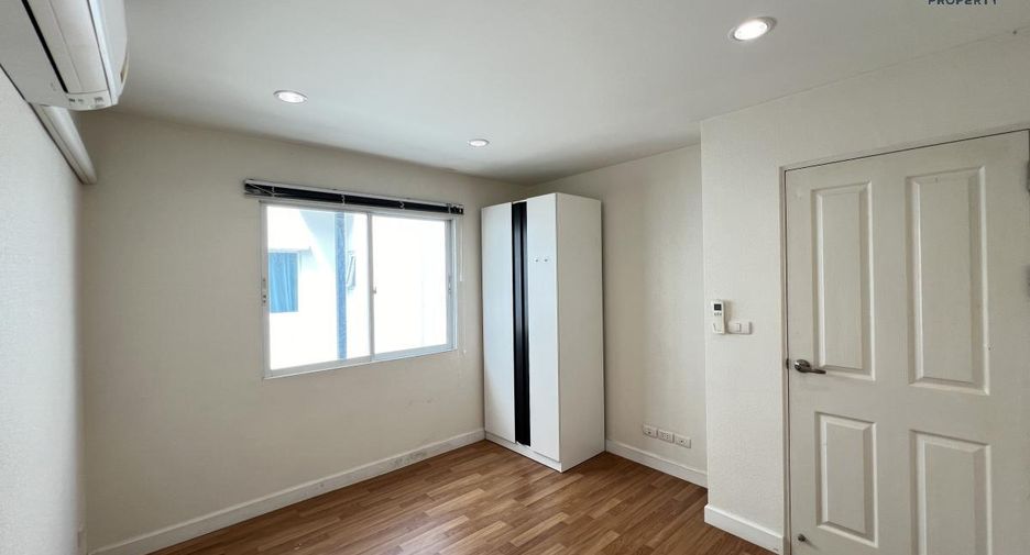 For sale 3 Beds townhouse in Mueang Nonthaburi, Nonthaburi