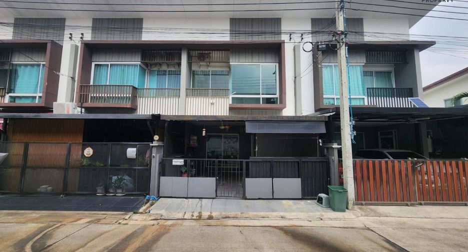 For sale 5 Beds townhouse in Mueang Nonthaburi, Nonthaburi