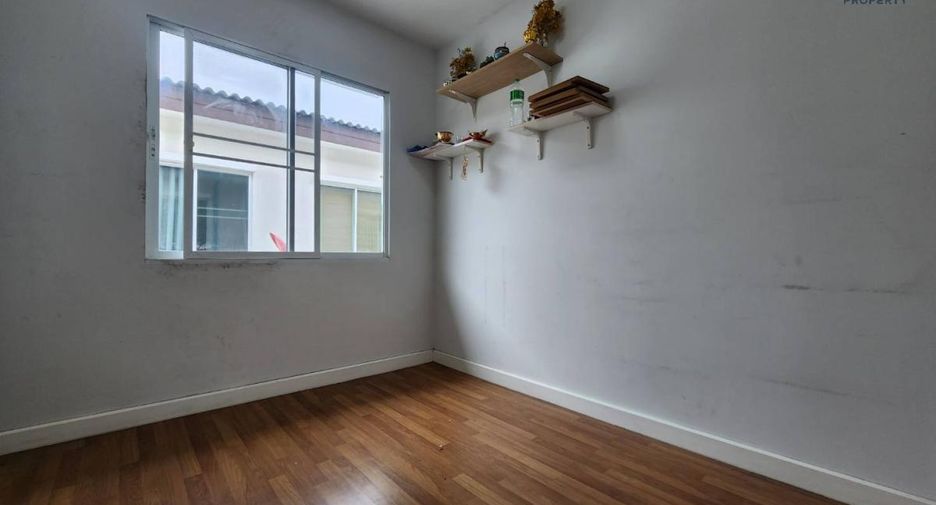 For sale 5 Beds townhouse in Mueang Nonthaburi, Nonthaburi