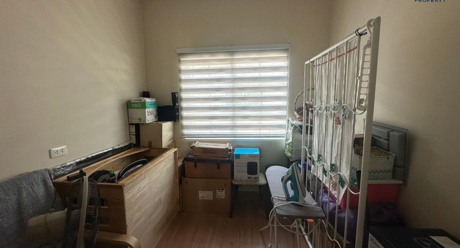 For sale 4 Beds townhouse in Mueang Nonthaburi, Nonthaburi