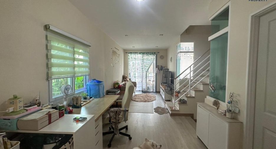 For sale 4 Beds townhouse in Mueang Nonthaburi, Nonthaburi