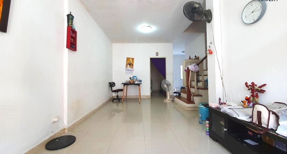 For sale 4 Beds townhouse in Mueang Nonthaburi, Nonthaburi