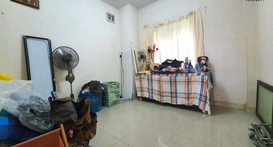For sale 4 Beds townhouse in Mueang Nonthaburi, Nonthaburi