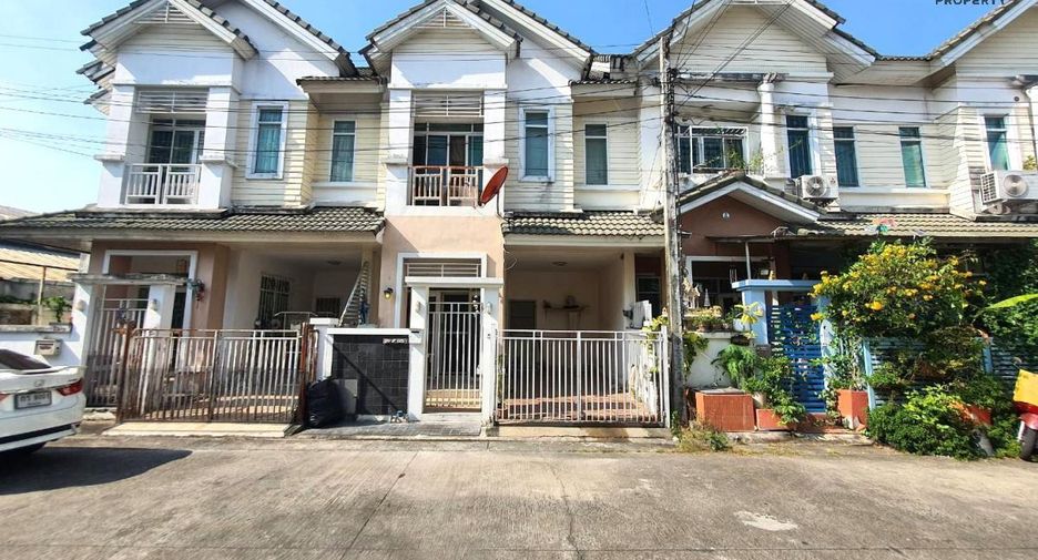 For sale 4 Beds townhouse in Mueang Nonthaburi, Nonthaburi
