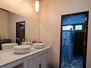 For sale 6 bed house in Thanyaburi, Pathum Thani
