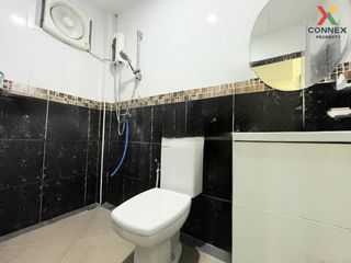 For sale 4 bed townhouse in Thanyaburi, Pathum Thani