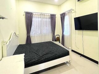 For sale 4 bed townhouse in Thanyaburi, Pathum Thani