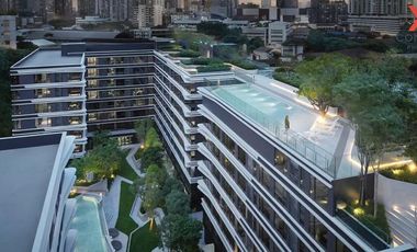 For sale 2 bed condo in Khlong Toei, Bangkok