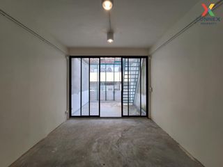 For sale 4 bed retail Space in Samphanthawong, Bangkok