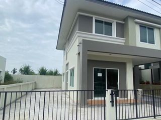 For rent 3 bed house in Lam Luk Ka, Pathum Thani
