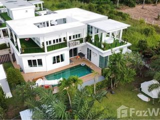 For sale 4 bed villa in Bang Lamung, Chonburi