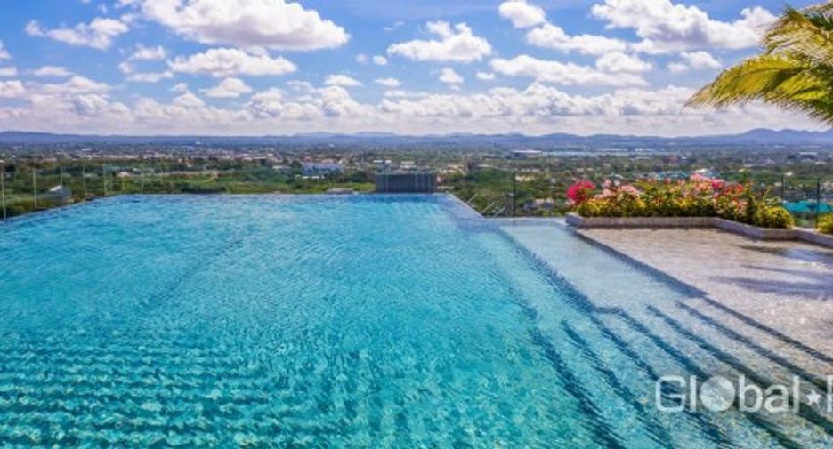 For sale 2 bedrooms condo in Jomtien, Pattaya